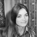 Elena, 64