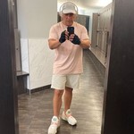 Leo, 39